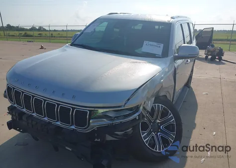 2022 Jeep Wagoneer Series Iii 4X4 from USA, damaged, VIN 1C4SJVDT0NS143145